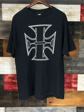 Vintage WWE wresting t shirt triple H no hype vintage medium 2002